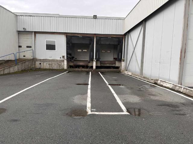 Local Commercial vente à Villefranche-sur-Saône, Rhône