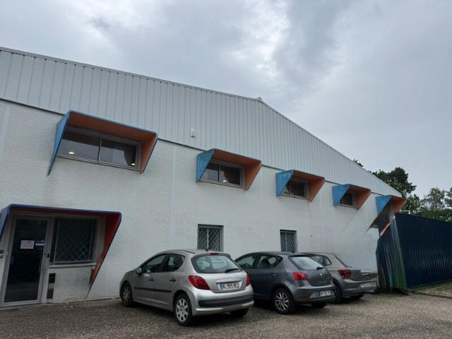 Local Commercial vente à Bordeaux, Saint-médard-en-jalles