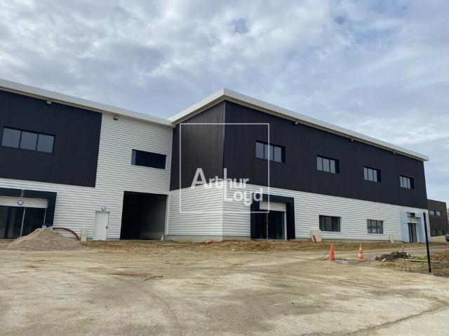 Local Commercial vente à Palaiseau, Ollainville