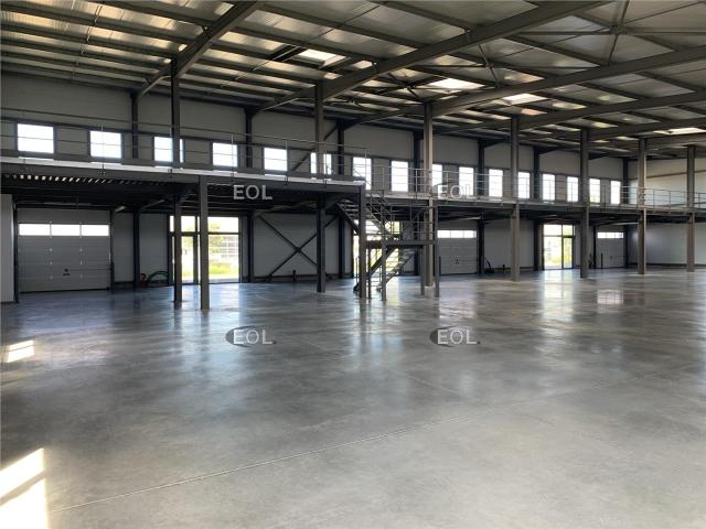 Local Commercial vente à Apt, Taillades