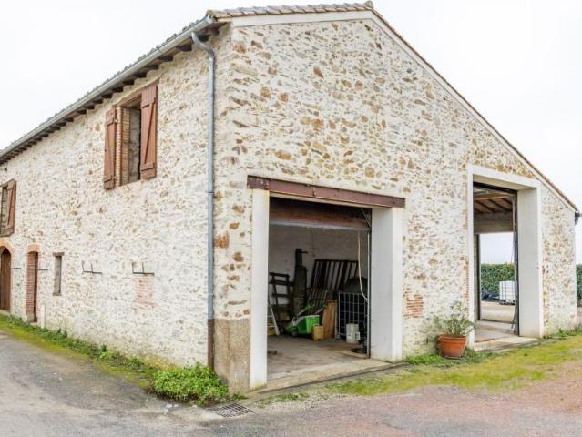 Maison vente à Nantes, Vallet