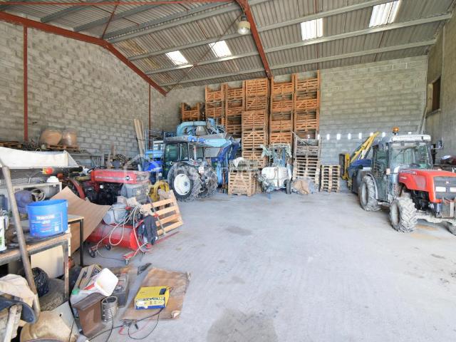 Terrain vente à France métropolitaine, Cars