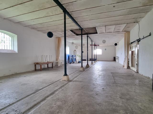 Garage vente à Nîmes, Comps