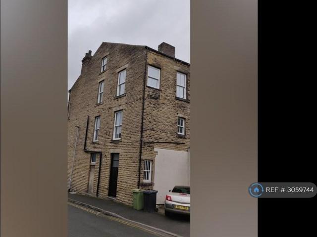 Apartment for rent in Batley, Kirklees