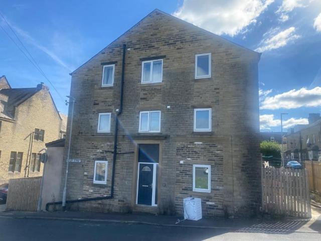 Apartment for rent in Akroydon, Halifax
