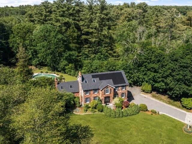 House for sale in Billerica, Massachusetts