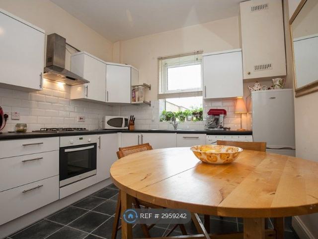Apartment for rent in Battersea, Greater London