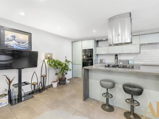 Apartment for rent in Cat Hill, Isle Of Man