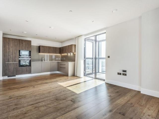 Apartment for rent in Nine Elms, Greater London