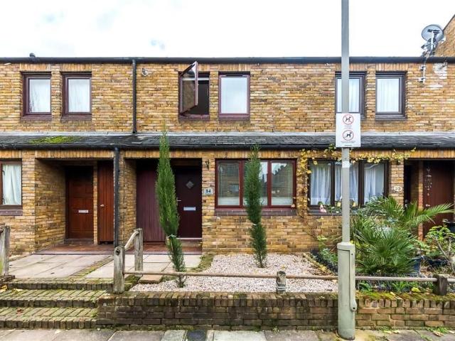 Studio for rent in Battersea, Greater London