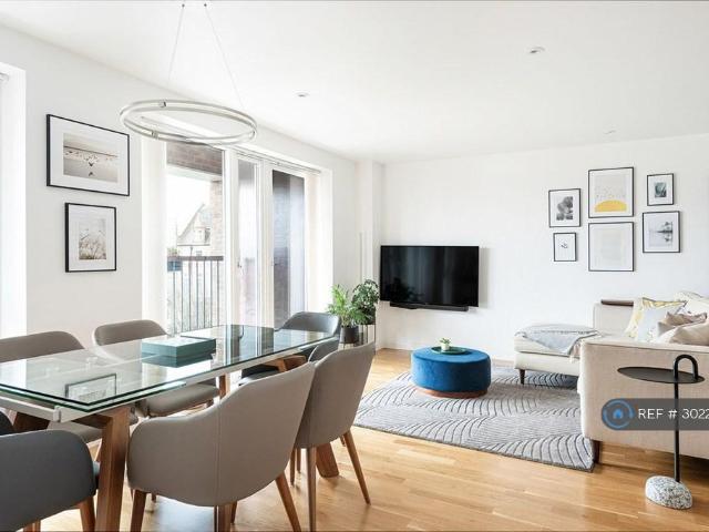 Apartment for rent in Battersea, Greater London