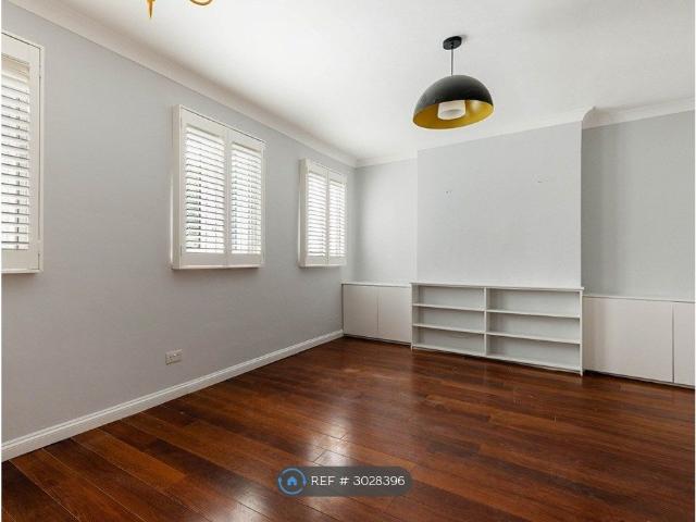 House for rent in Battersea, Greater London