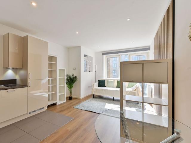 Studio for rent in Wandsworth, Greater London