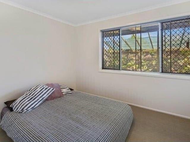 Room for rent in Kings Creek, Queensland