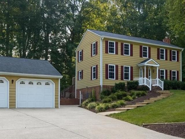 House for sale in Fredericksburg