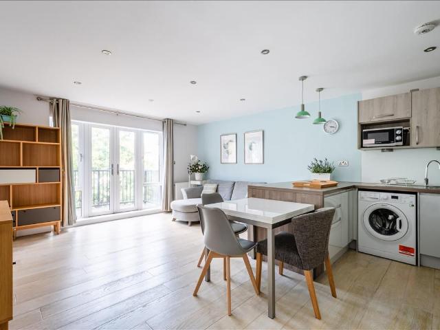 Apartment for rent in Barnsbury, Greater London