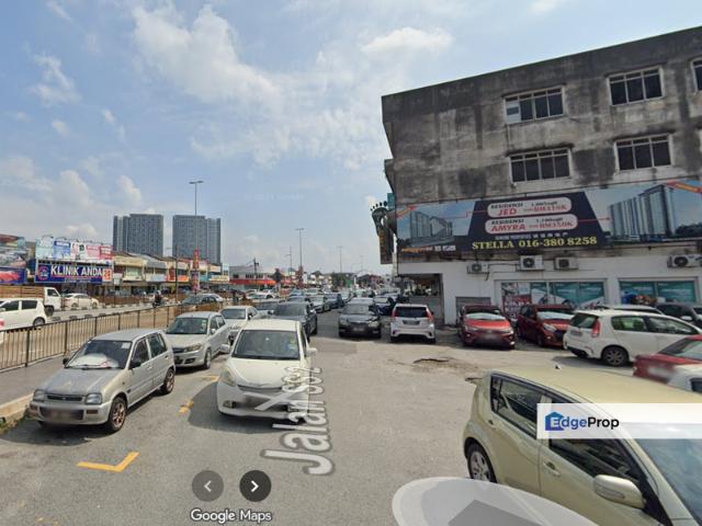 Shop for rent in Kajang, Langat