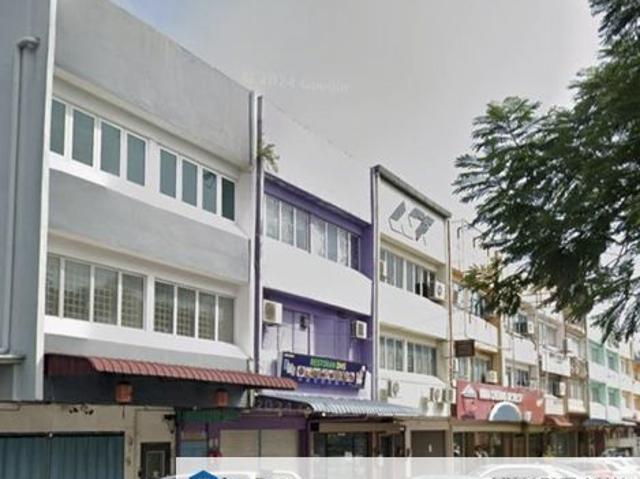 Shop for sale in Kajang, Langat