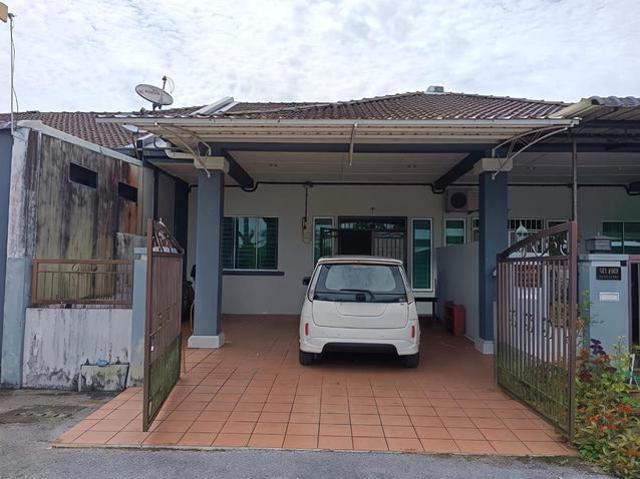 Terraced House for sale in Kuching