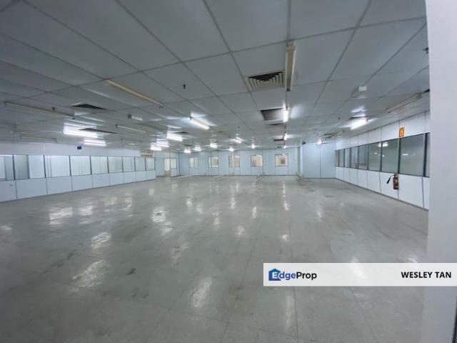 Warehouse for sale in Malaka