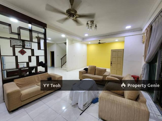 Residential House for sale in Malaka