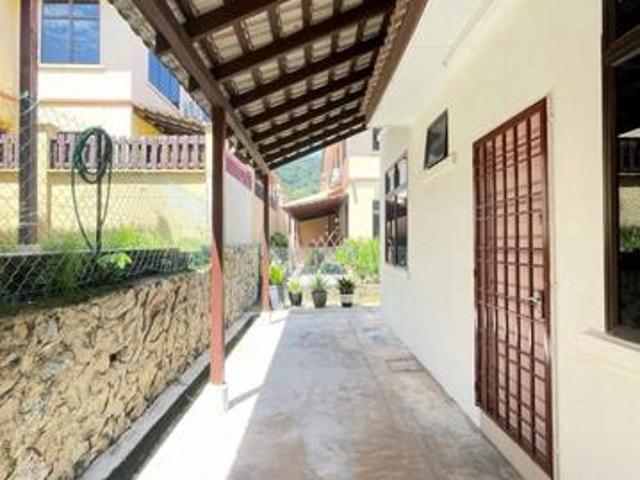 Residential House for sale in Timur Laut, George Town