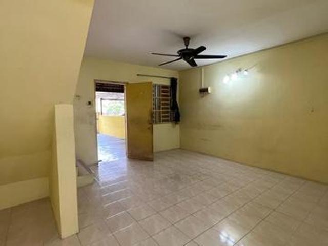 Terraced House for rent in Wellesley, Penang