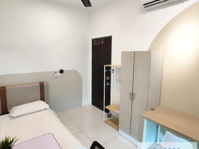 Room for rent in Wellesley, Penang