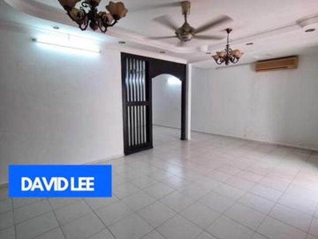 Terraced House for rent in Georgetown, Penang