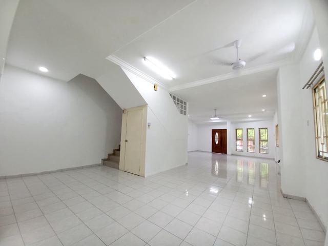 Terraced House for rent in Barat Daya, George Town
