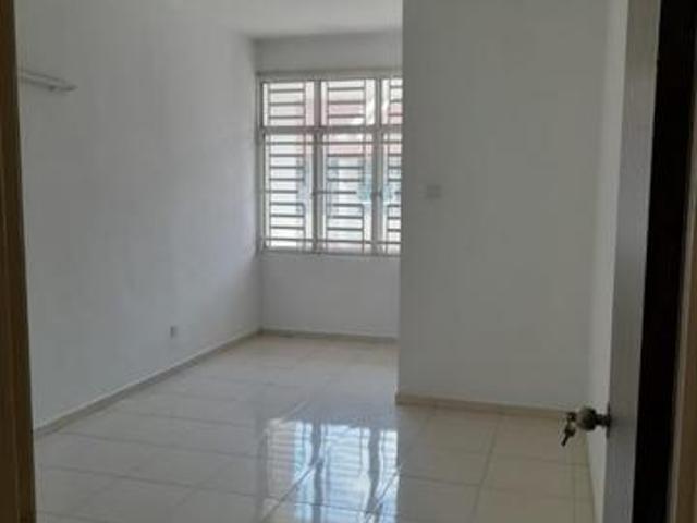 Terraced House for rent in Barat Daya, George Town