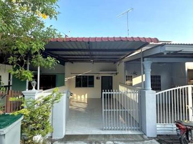 Terraced House for sale in Batu Pahat, Johor