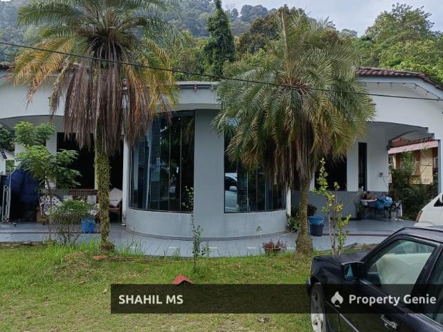 Bungalow for sale in Batu Pahat, Johor