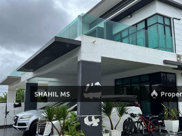Residential House for sale in Batu Pahat, Johor