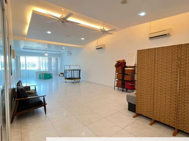 Shop for sale in Batu Pahat, Johor