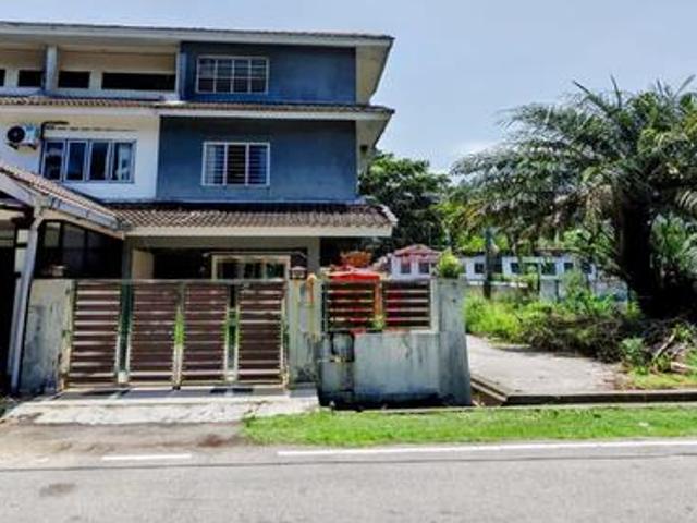 Terraced House for sale in Batu Pahat, Johor