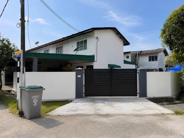 Terraced House for sale in Batu Pahat, Johor