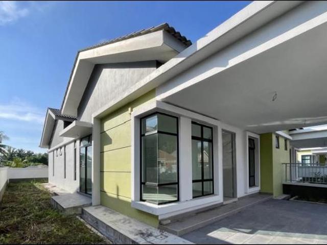 Residential House for sale in Batu Pahat, Johor