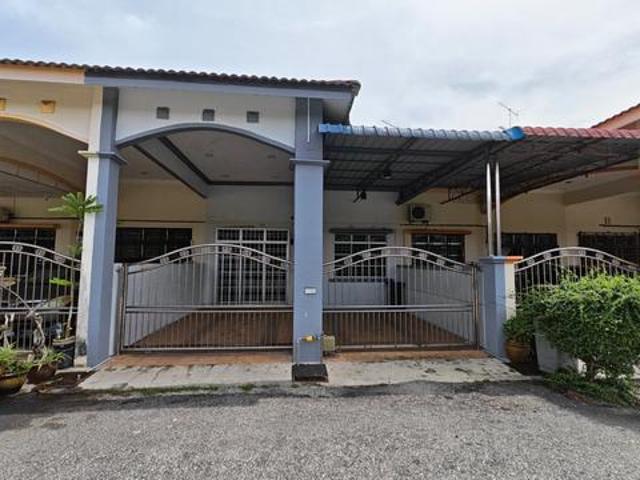 Terraced House for sale in Batu Pahat, Johor