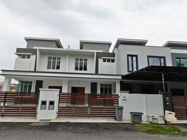 Terraced House for sale in Batu Pahat