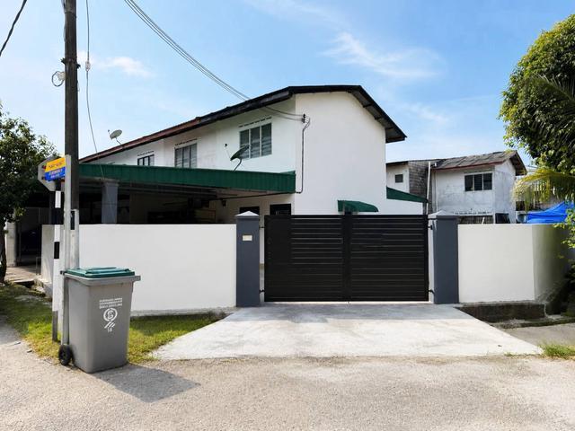 Terraced House for sale in Batu Pahat, Johor