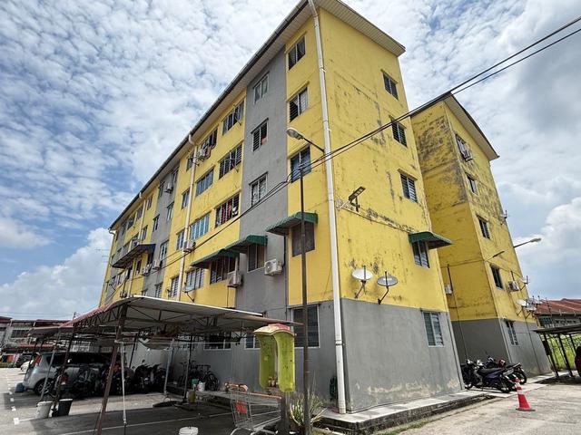 Flat for sale in Batu Pahat, Johor