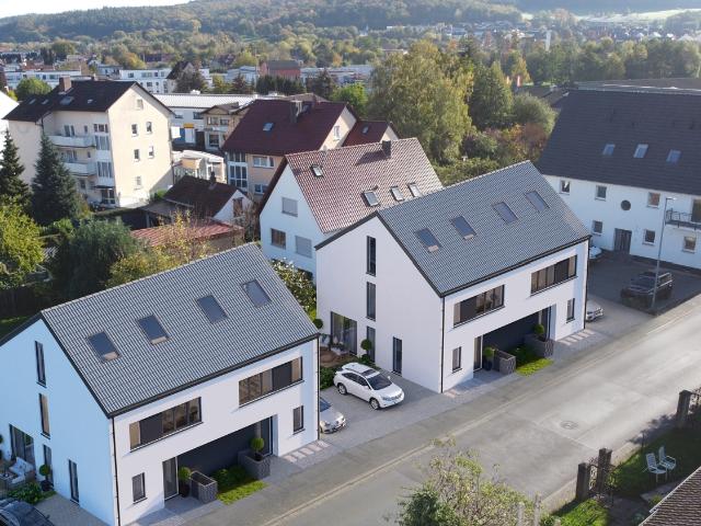 Doppelhaushälfte kaufen in Goldbach, Bayern