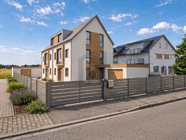 Erdgeschosswohnung mieten in Hallbergmoos, Bayern
