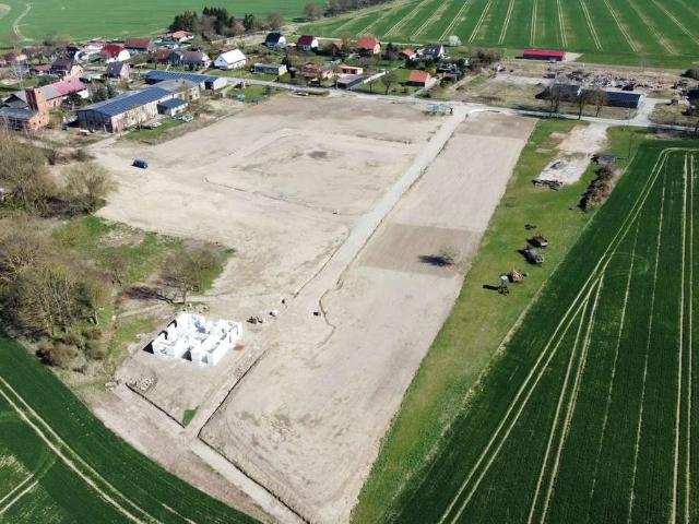 Erdgeschosswohnung kaufen in Breesen, Mecklenburgische Seenplatte