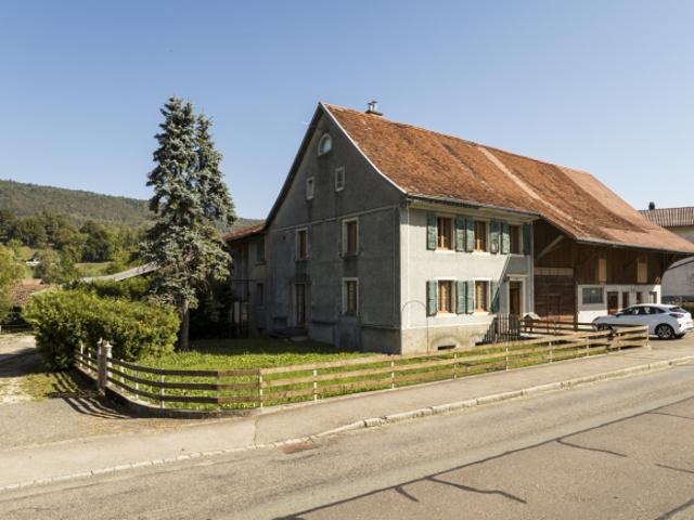 Bauernhaus kaufen in Courchapoix, Jura