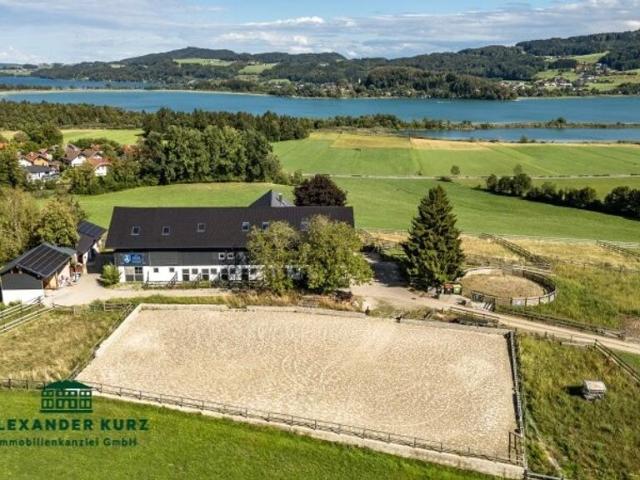 Bauernhaus kaufen in Seeham, Salzburg