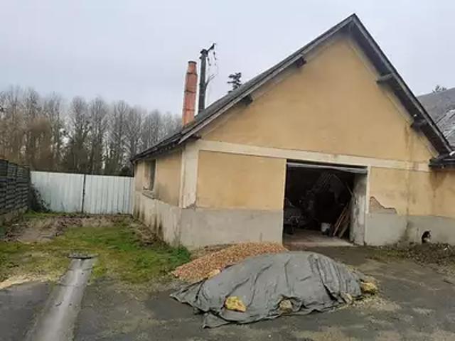 Garage vente à Saumur, Cheviré-le-rouge