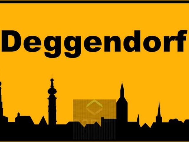 Erdgeschosswohnung kaufen in Deggendorf, Bayern