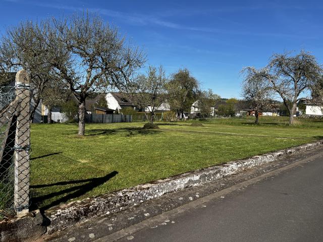 Erdgeschosswohnung mieten in Oberbettingen, Rheinland-Pfalz